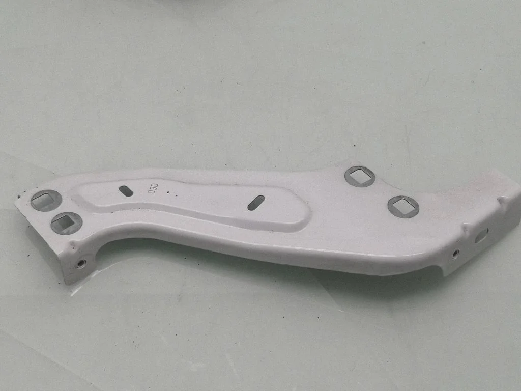 Radiator support slam panel bracket – Citroen Berlingo (2008-2018)