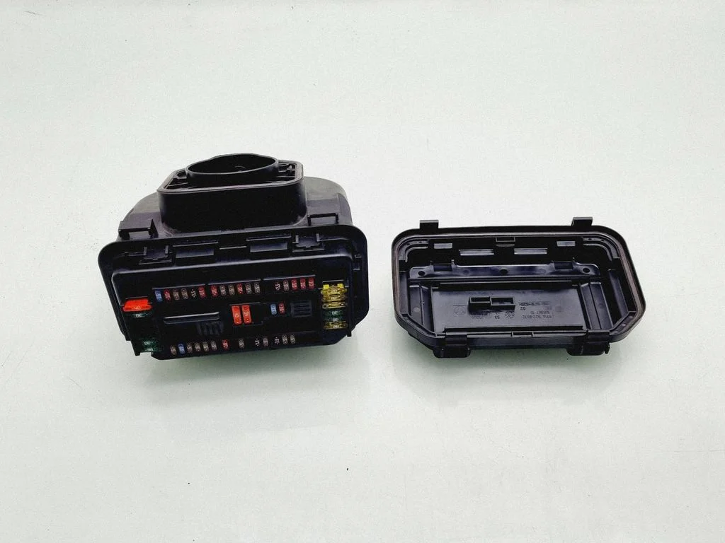Kaitsmekarp (komplekt) – BMW 3-seeria F30 F35 F31 (2012-2018)