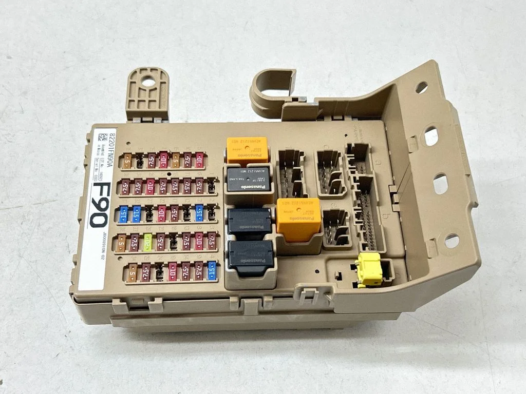 Fuse module 82201FN90A
