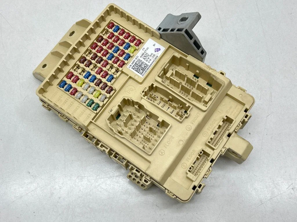 Fuse module – KIA EV6 (2021-)