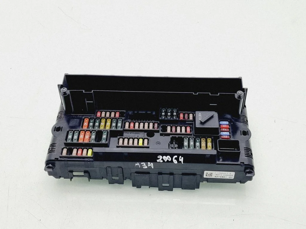 Drošinātāju bloks – BMW 5. sērija F10 F11 (2009-2016)
