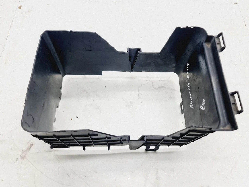 Battery box tray – Volkswagen Passat B6 (2005-2010)