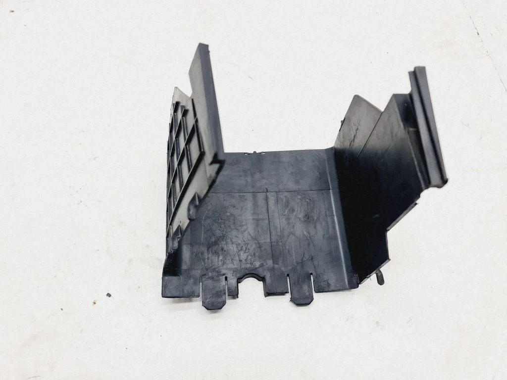 Battery box tray – Volkswagen Passat B6 (2005-2010)