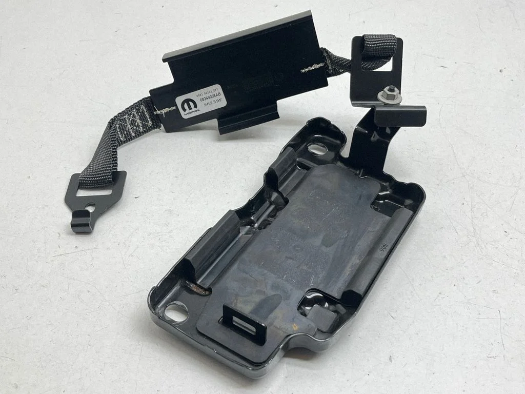 Aku klamber 68363019AB