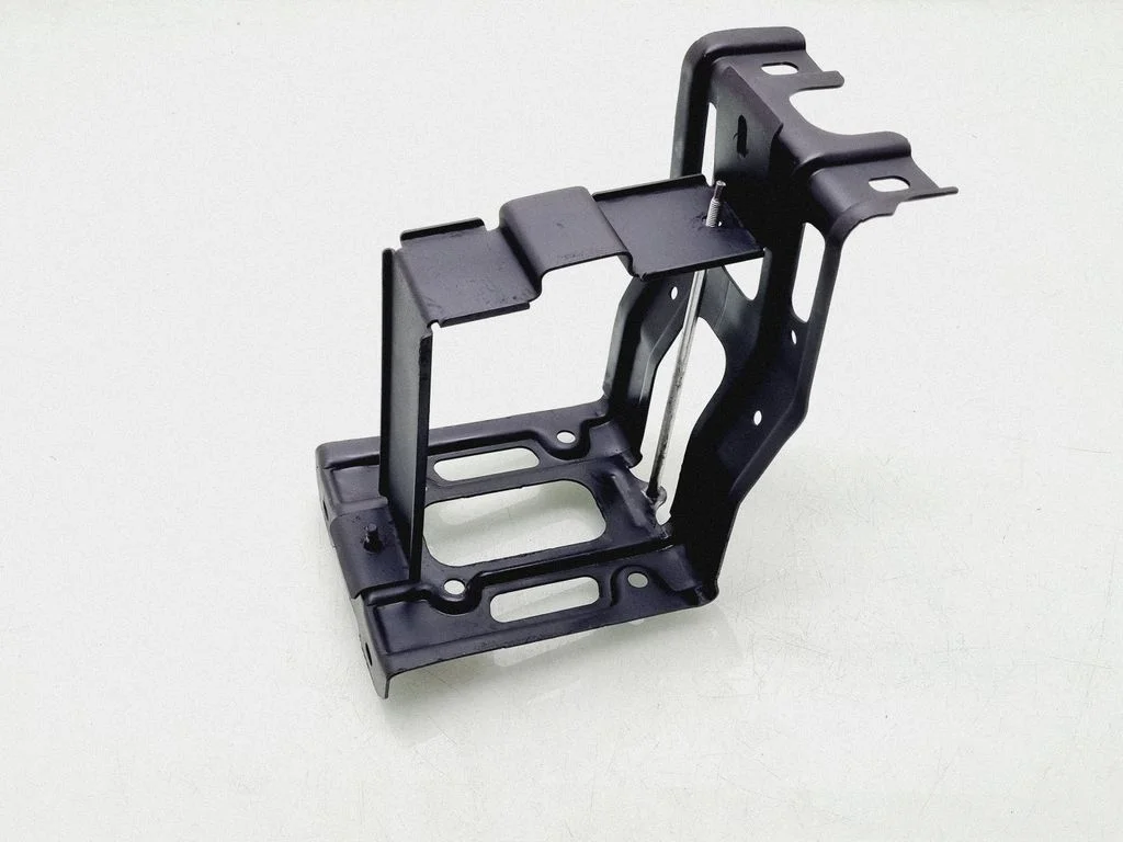 Battery bracket