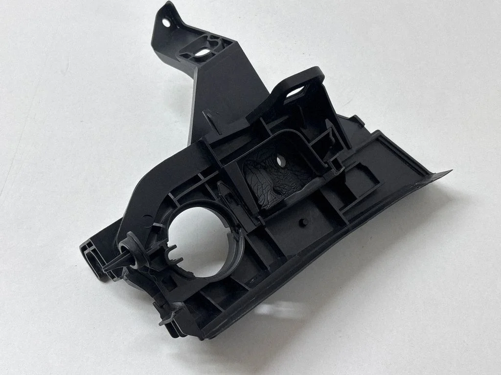 Cita motora nodalījuma detaļa 4M0971871BG