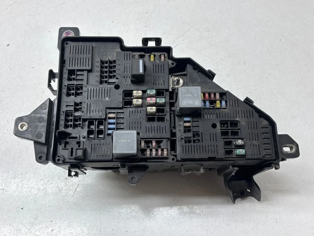 Drošinātāju bloks 31473568