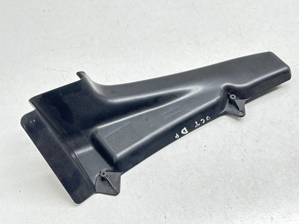 Cita motora nodalījuma detaļa 5E1815159