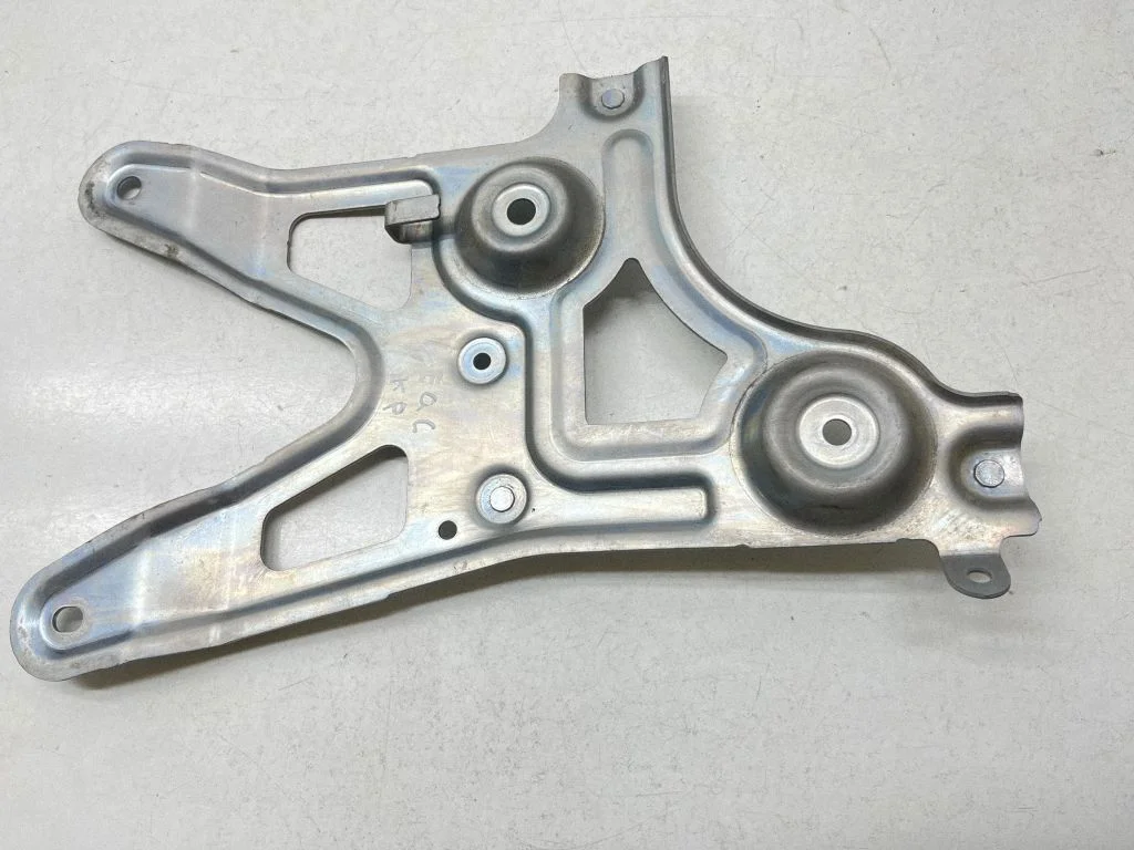 Cita motora nodalījuma detaļa A2938300401
