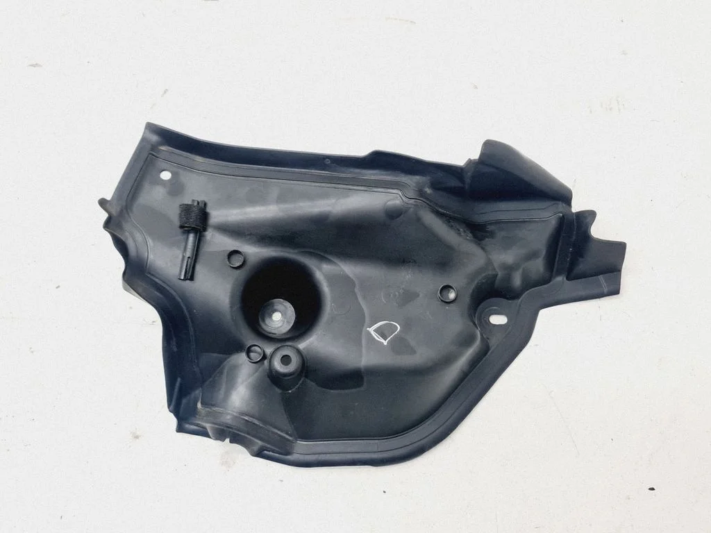 Other engine bay part 9184007