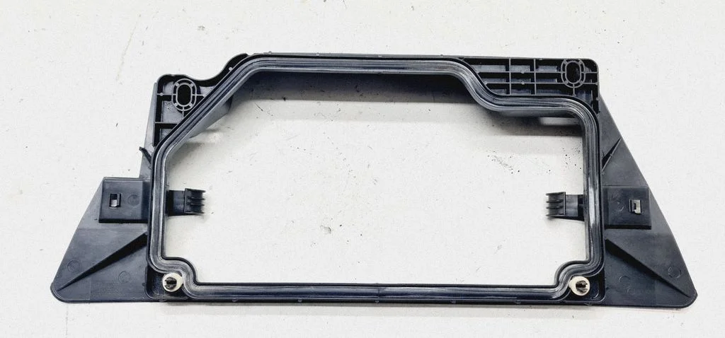 Cita motora nodalījuma detaļa – Saab 9-5 (2006-2010)