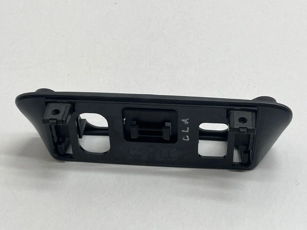 Muu salongiosa – Mercedes-Benz CLA-klass C117 X117 W117 (2013-2019)