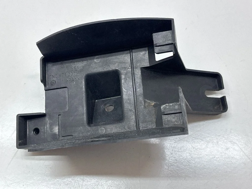 Other interior part 7N0971301A