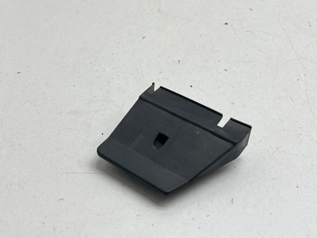 Cita salona detaļa 748180003R