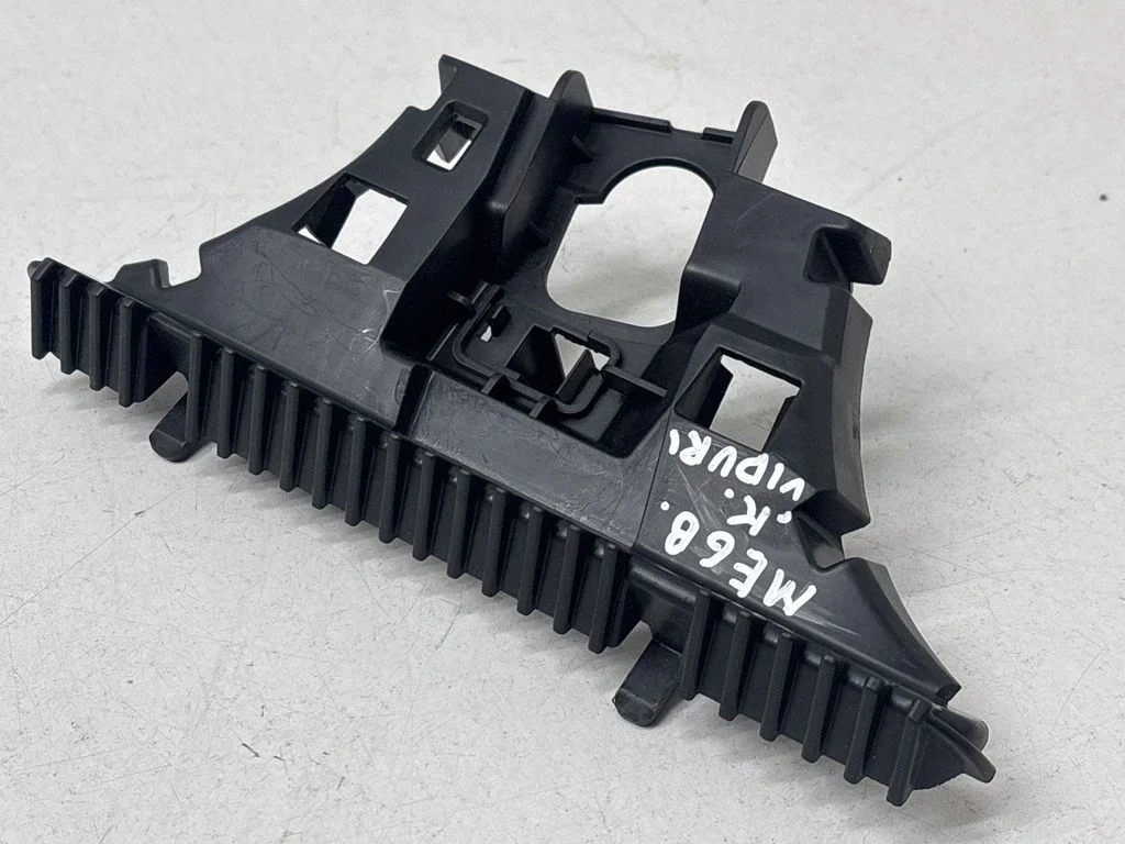 Cita salona detaļa 738210007R