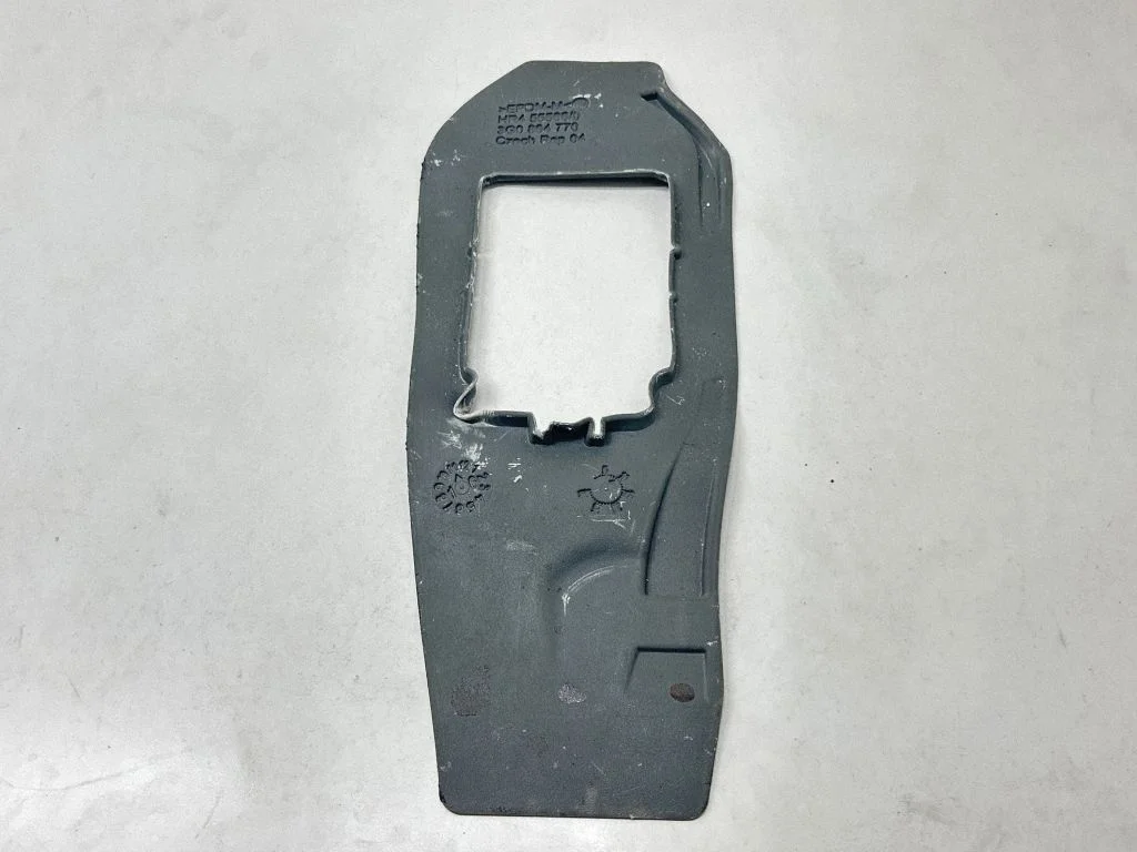 Cita salona detaļa 3G0864770
