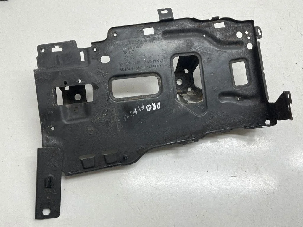 Akumulatora paliktnis – Toyota Proace (2016-)