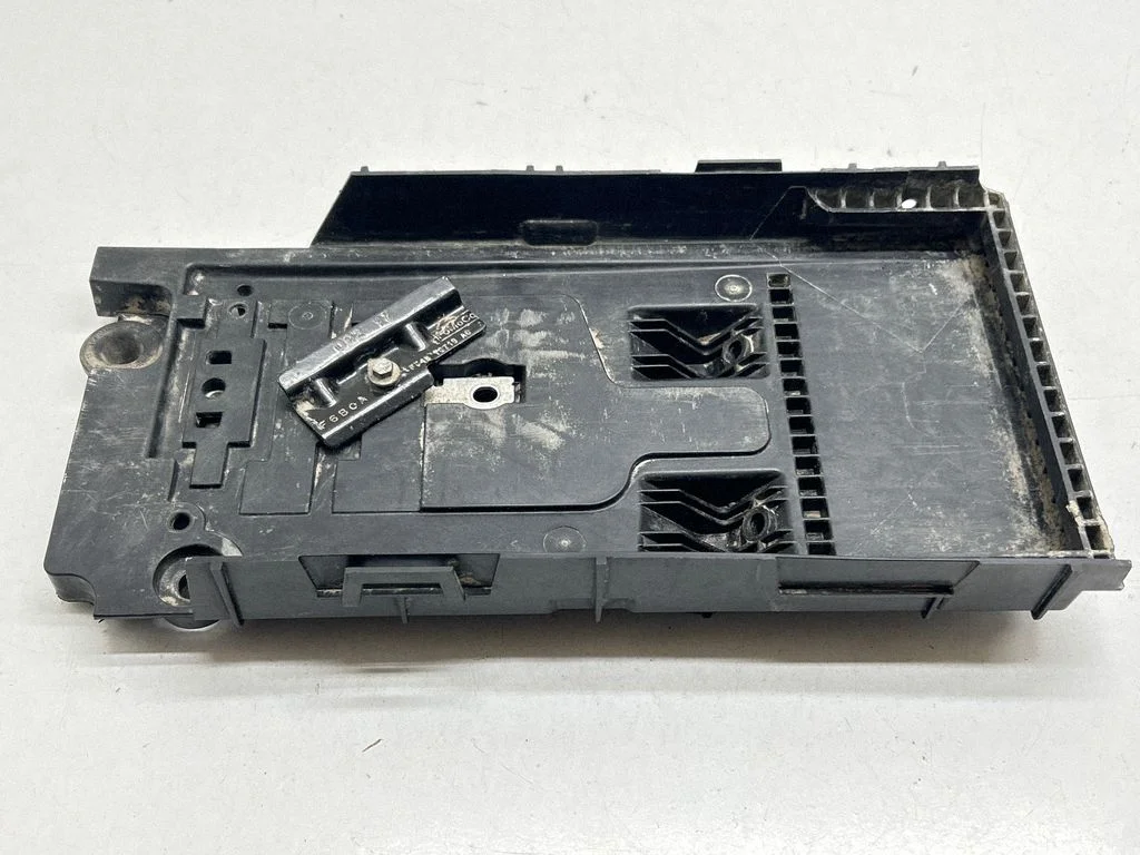 Battery tray – Ford Mondeo MK V (2014-)