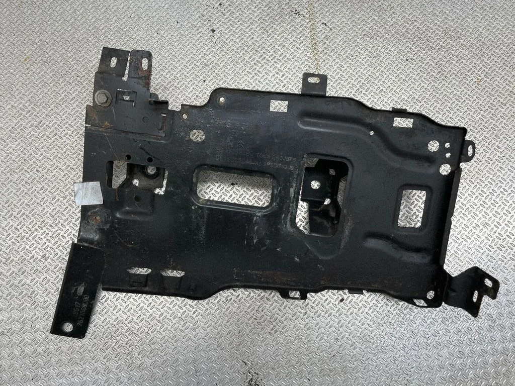 Battery tray – Peugeot Traveller (2016-)