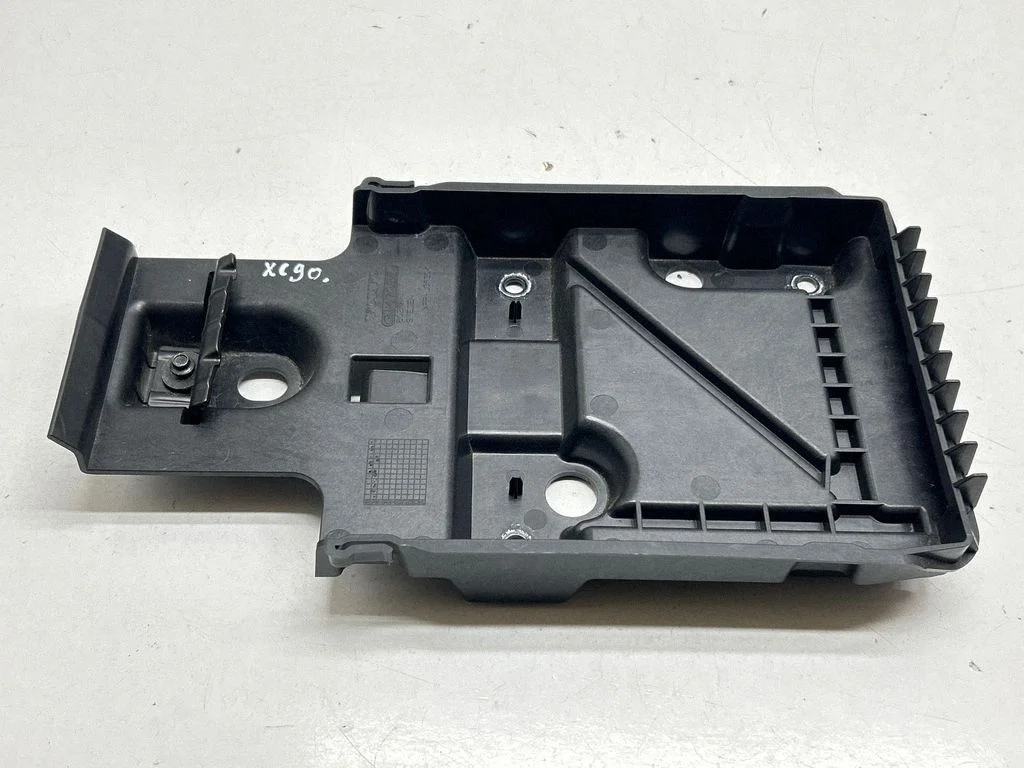Battery tray – Volvo XC90 (2014-)