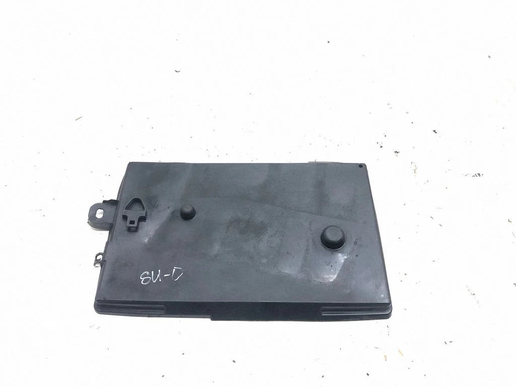 Aku alus 82122AJ001