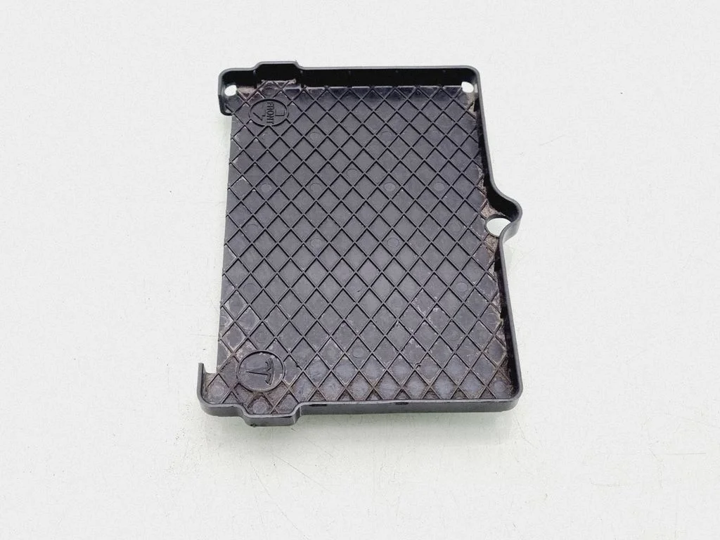 Battery tray – Tesla Model S (2012-)
