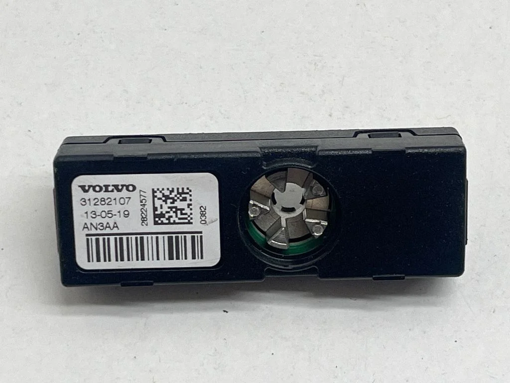 Antenas pastiprinātājs – Volvo S60 (2018-)