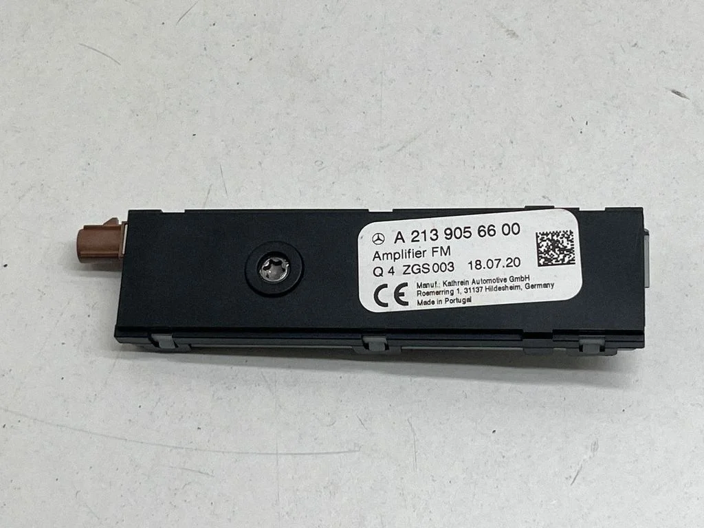 Antenni võimendi A2139056600