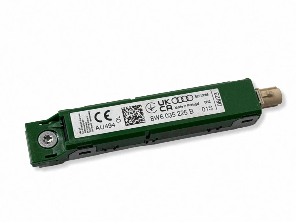 Antenni võimendi 8W6035225B