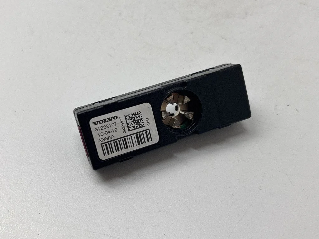 Antenas pastiprinātājs – Volvo S60 (2018-)