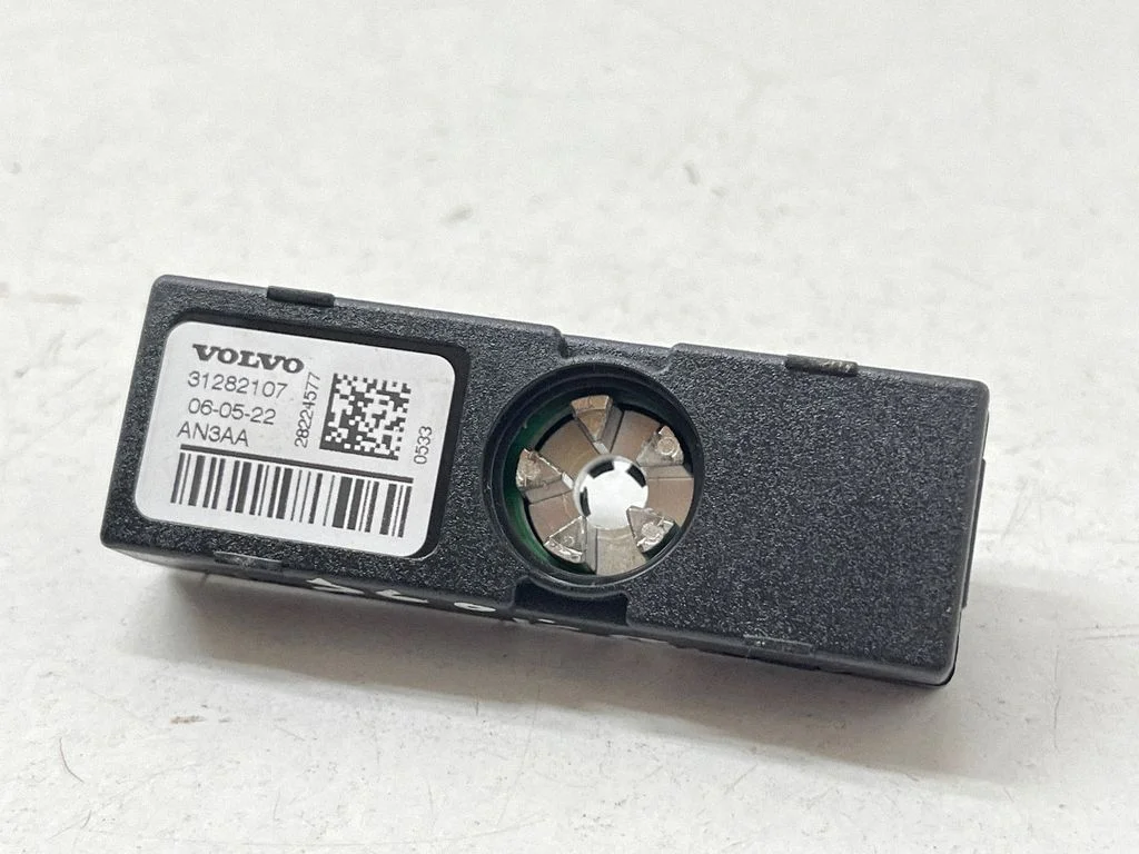 Antenas pastiprinātājs – Volvo S60 (2018-)