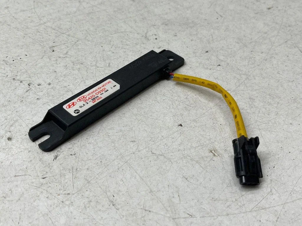 Antenas pastiprinātājs 95420D9301