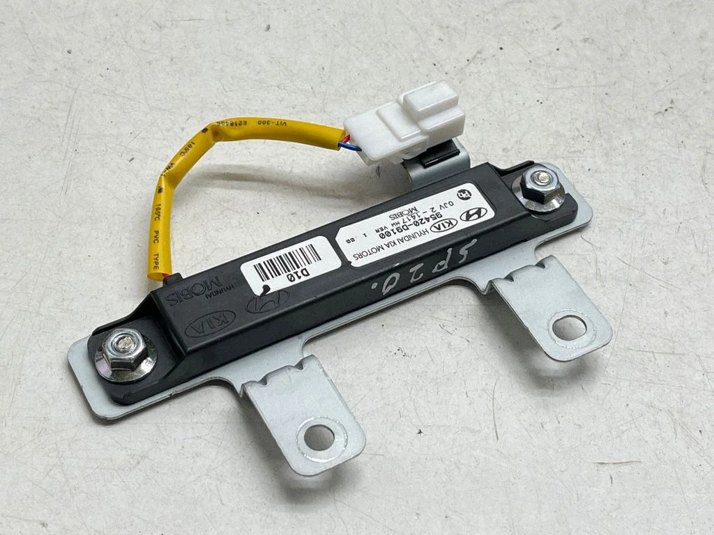 Antenas pastiprinātājs – KIA Sportage (2016-2021)