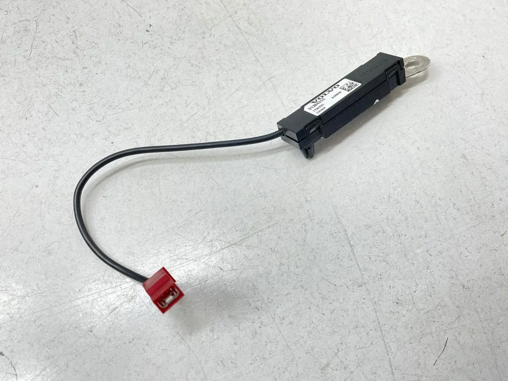 Antenas pastiprinātājs – Volvo S90, V90 (2016-)