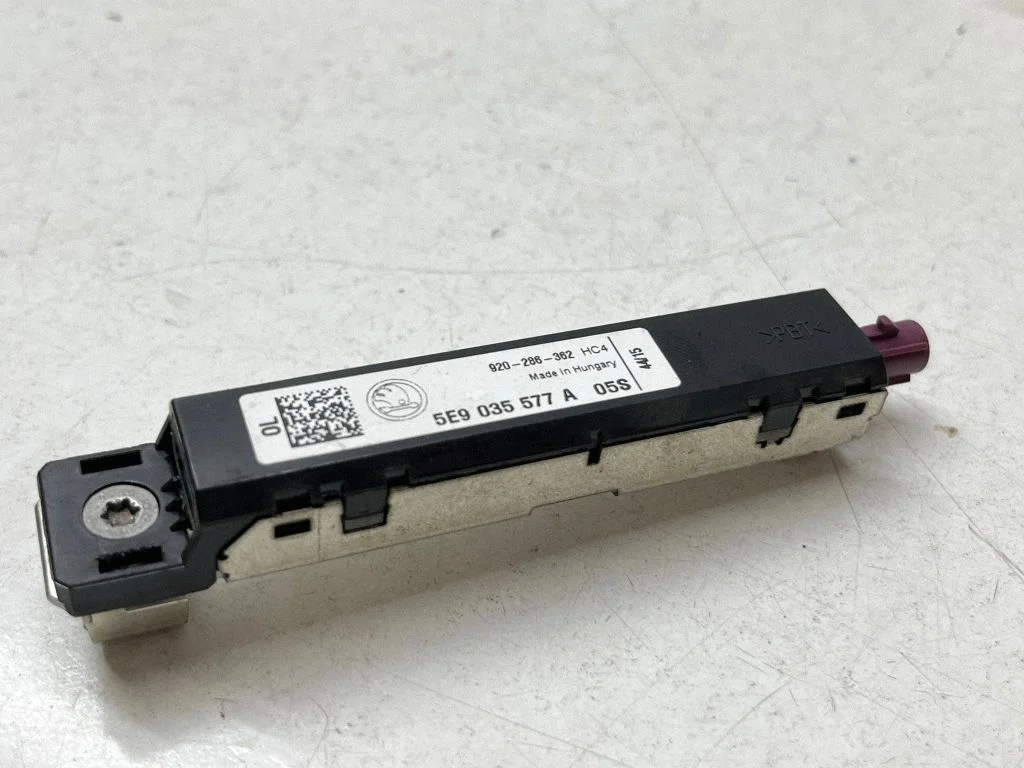 Wzmacniacz antenowy – Skoda Octavia Mk3 (5E) (2013-2019)
