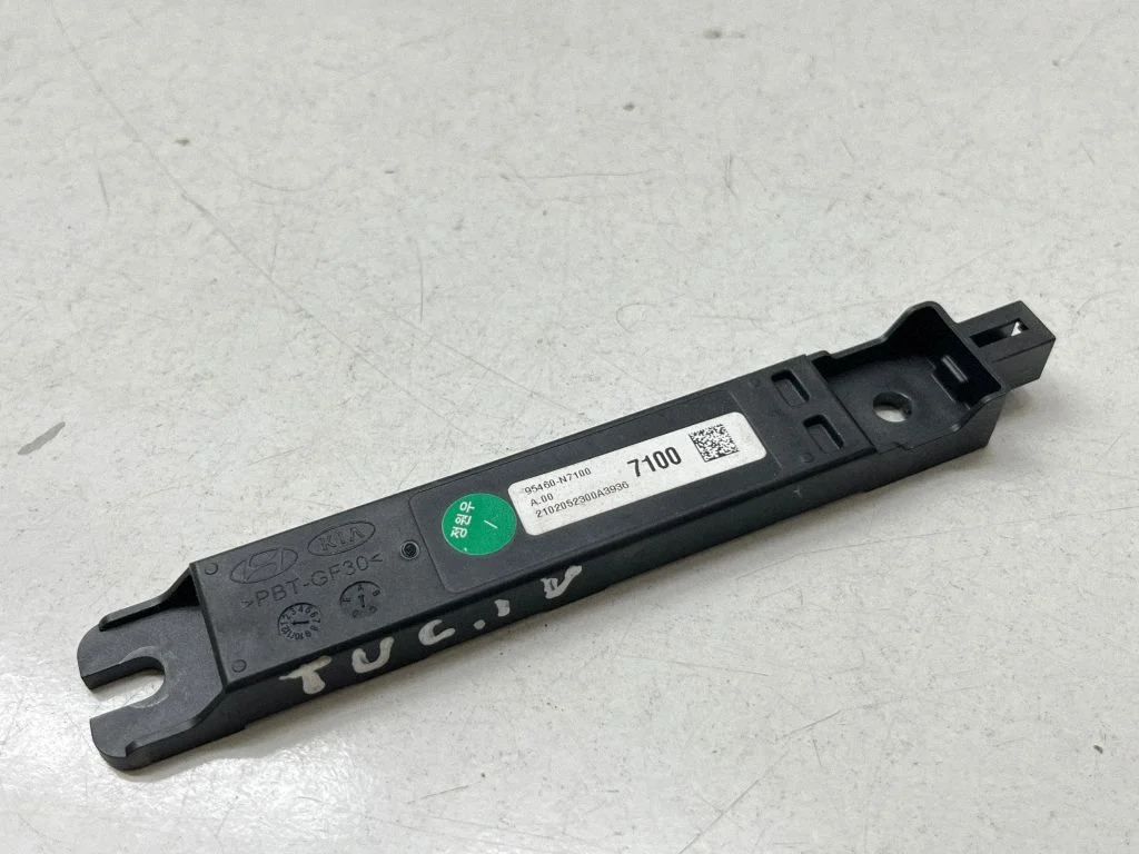 Antenas pastiprinātājs 95460N7100