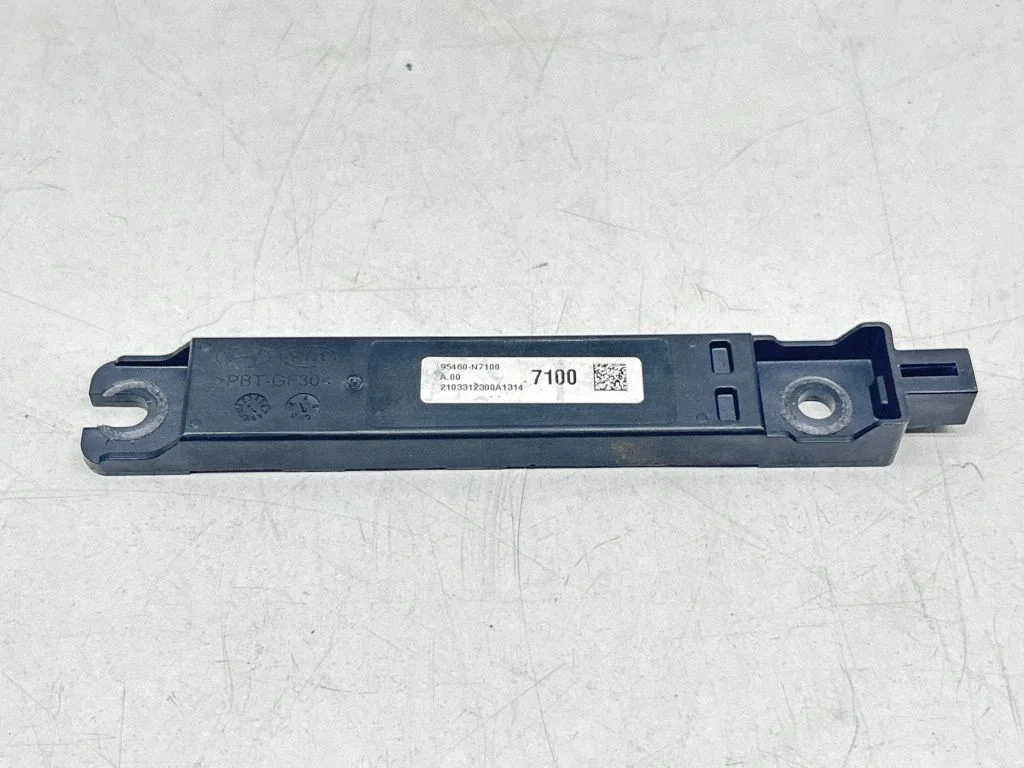 Antenas pastiprinātājs 95460N7100