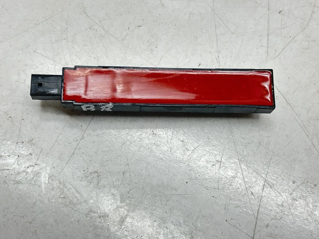 Aerial antenna amplifier 5K0962132A