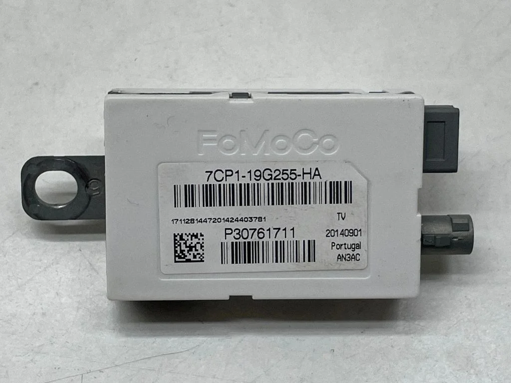 Antenas pastiprinātājs 7CP119G255HA