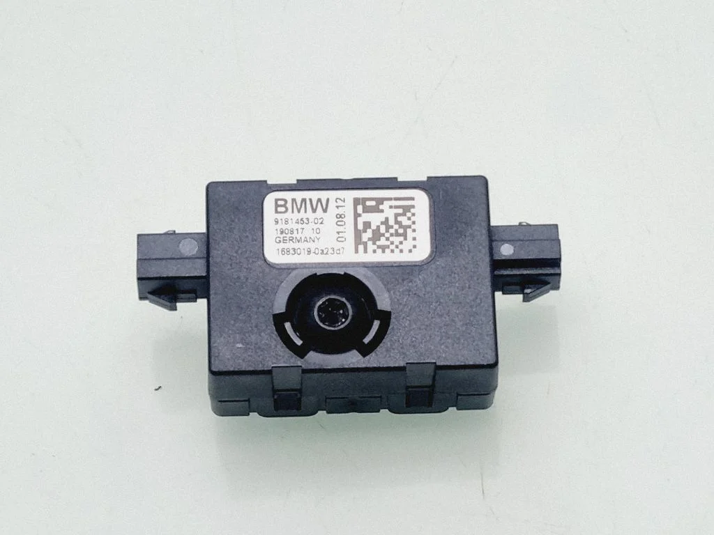 Antenas pastiprinātājs – BMW 1. sērija F20 F21 (2011-2019)