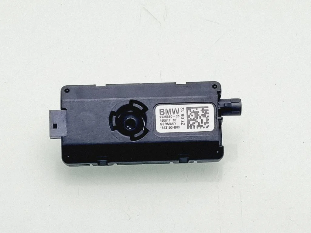 Antenas pastiprinātājs 9226880