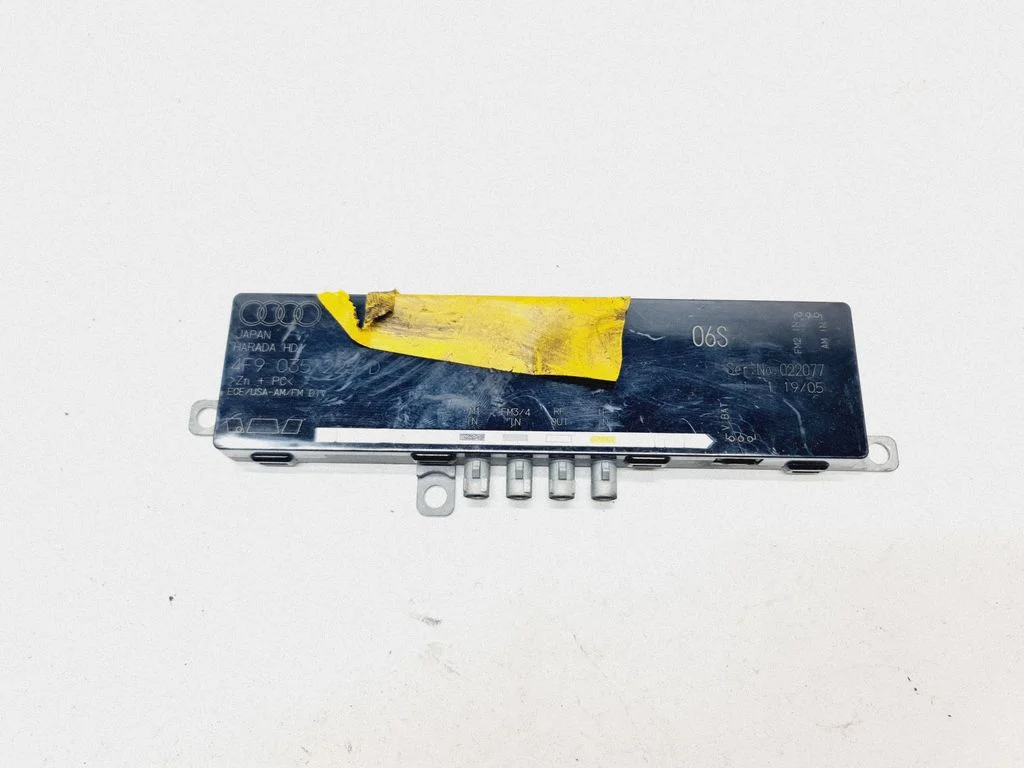 Antenas pastiprinātājs 4G9035225D