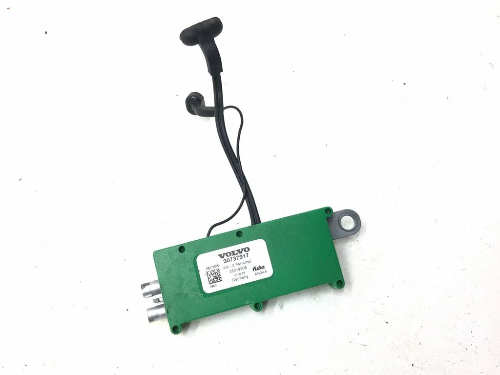 Aerial antenna amplifier – Volvo S40 (2008-2012)