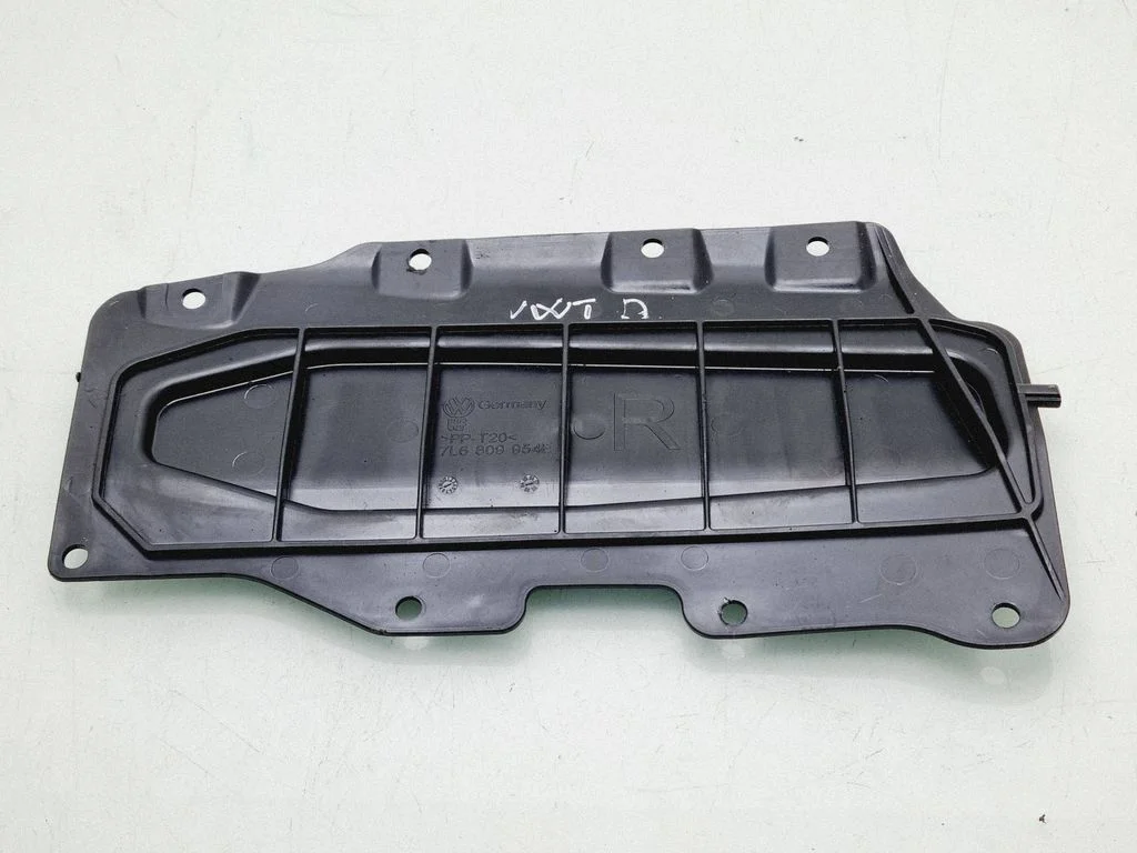 Other interior part 7L6809954E
