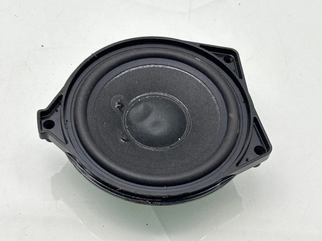 Front door speaker A2058200402