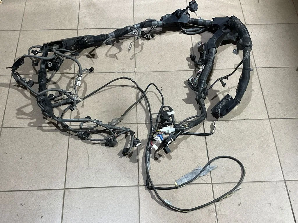 Mootori juhtmestik 8281508090