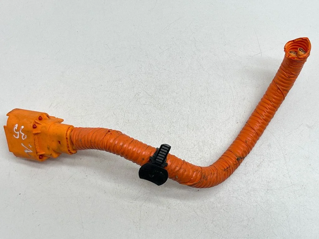 Motora vadu instalācija