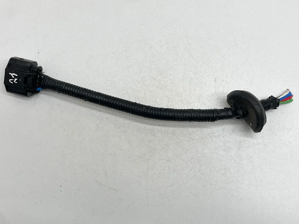 Motora vadu instalācija