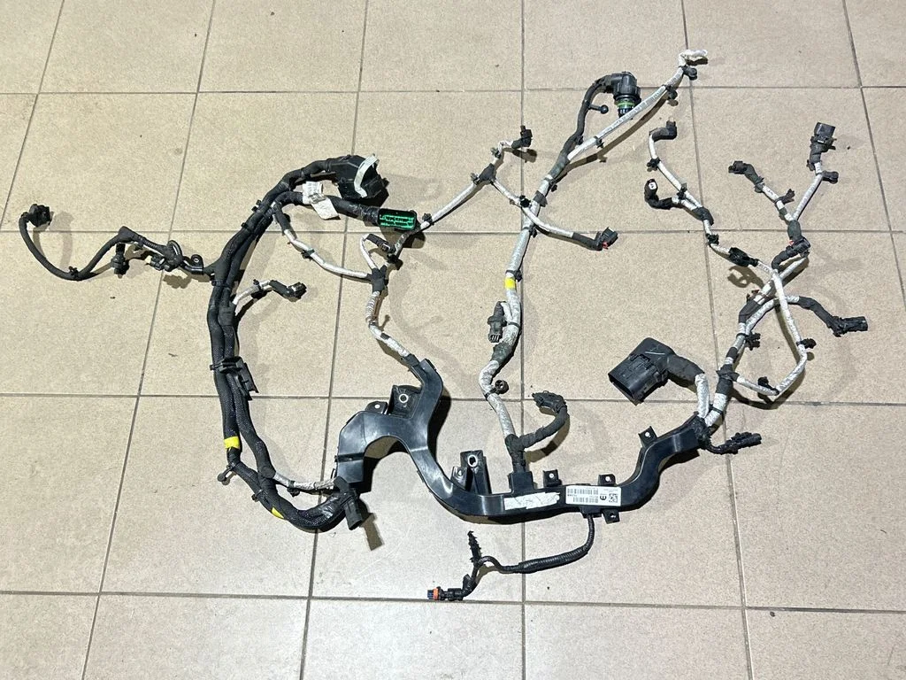 Motora vadu instalācija 68603703AB