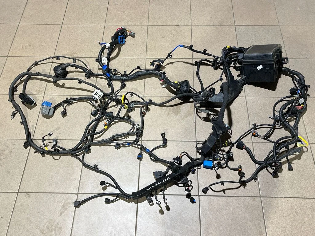 Motora vadu instalācija 914H2F1730